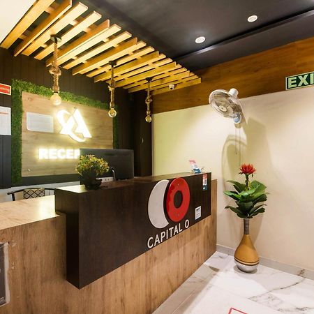 Capital O Alfa Hotel Vijayawada Ngoại thất bức ảnh